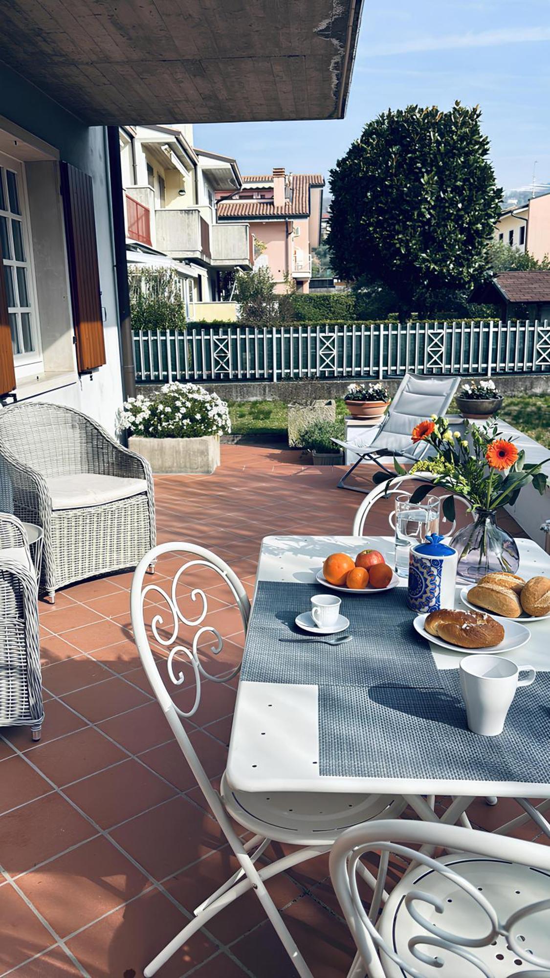 Canevon Suite Apartment Bardolino Luaran gambar