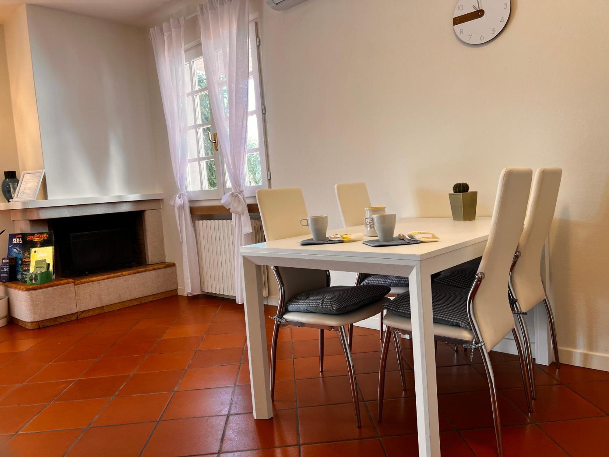 Canevon Suite Apartment Bardolino Luaran gambar